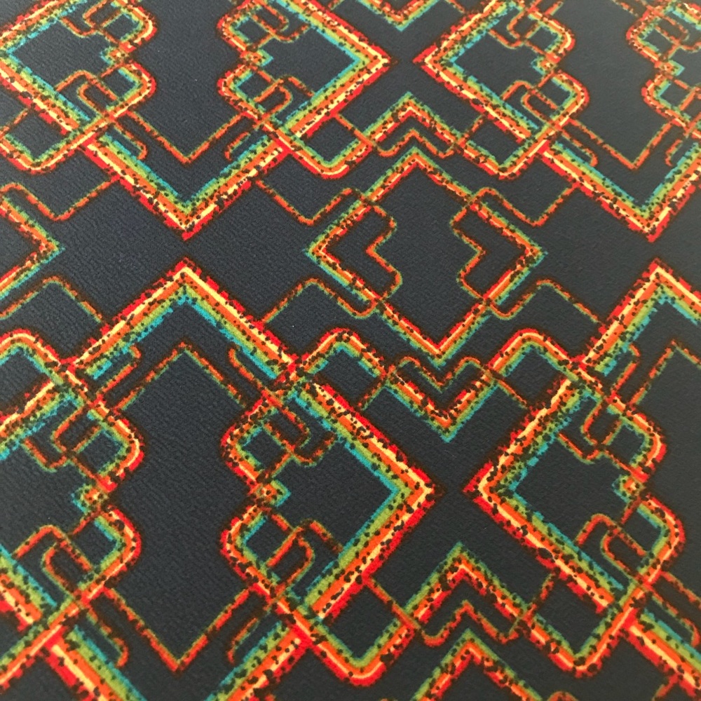 LuLaRoe Cassie XS Geometric Navy Skirt - Picture 3 of 5